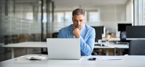 découvrez les pièges à éviter en retraite progressive pour optimiser votre transition vers la retraite en toute sérénité.